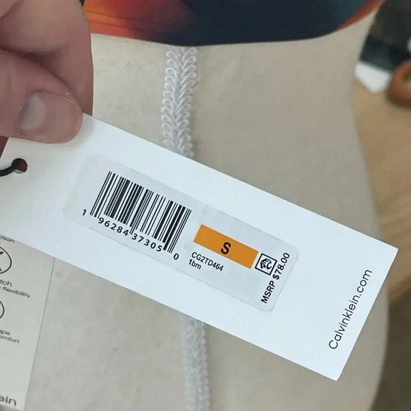 Calvin Klein Women's Standard Bra Top with Removable Soft Cups - Picture 10 of 14